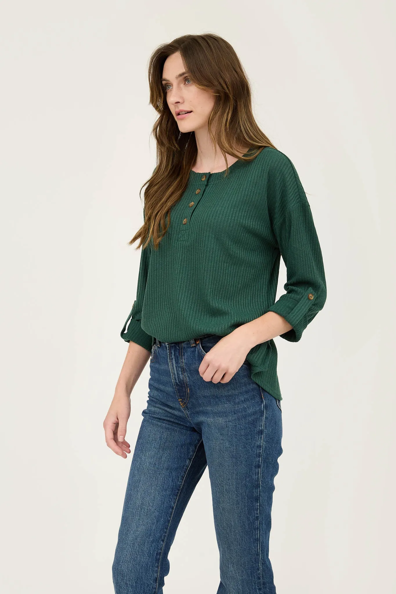 3/4 TAB SLEEVE HENLEY KNIT TOP