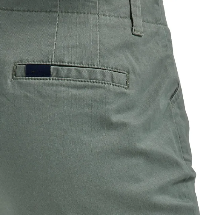 Bermuda Classic Mid Rise Shorts