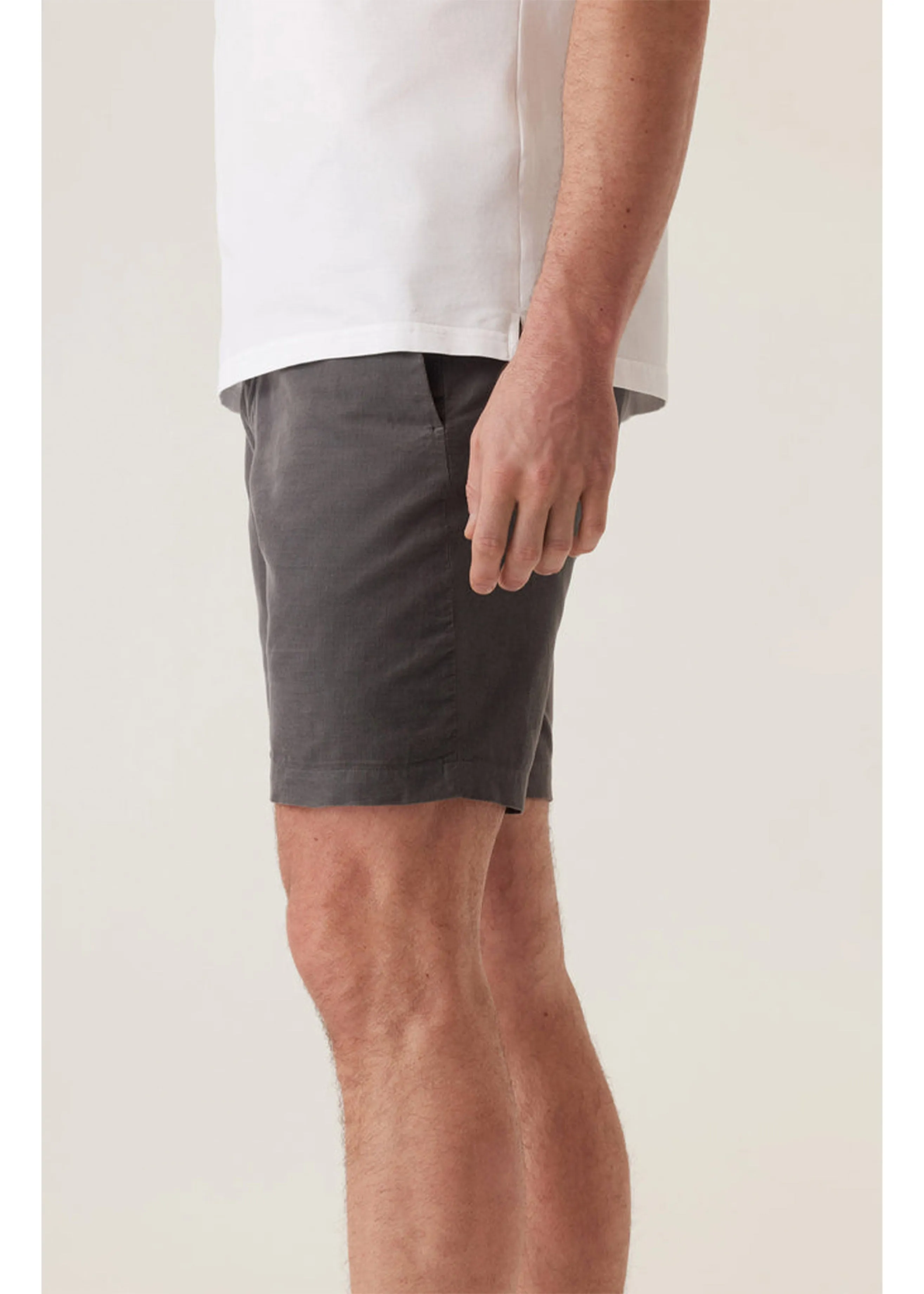 Deke Galaxy Bermuda in Cloud Corduroy | Shadow