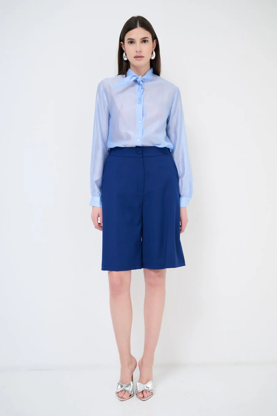 High-waisted tailored bermuda shorts wholesale