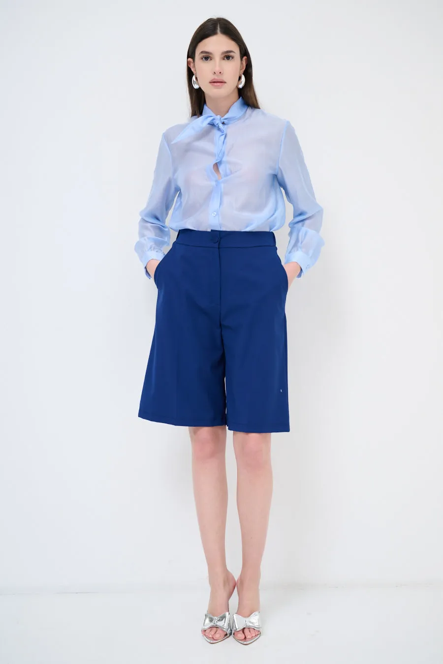 High-waisted tailored bermuda shorts wholesale
