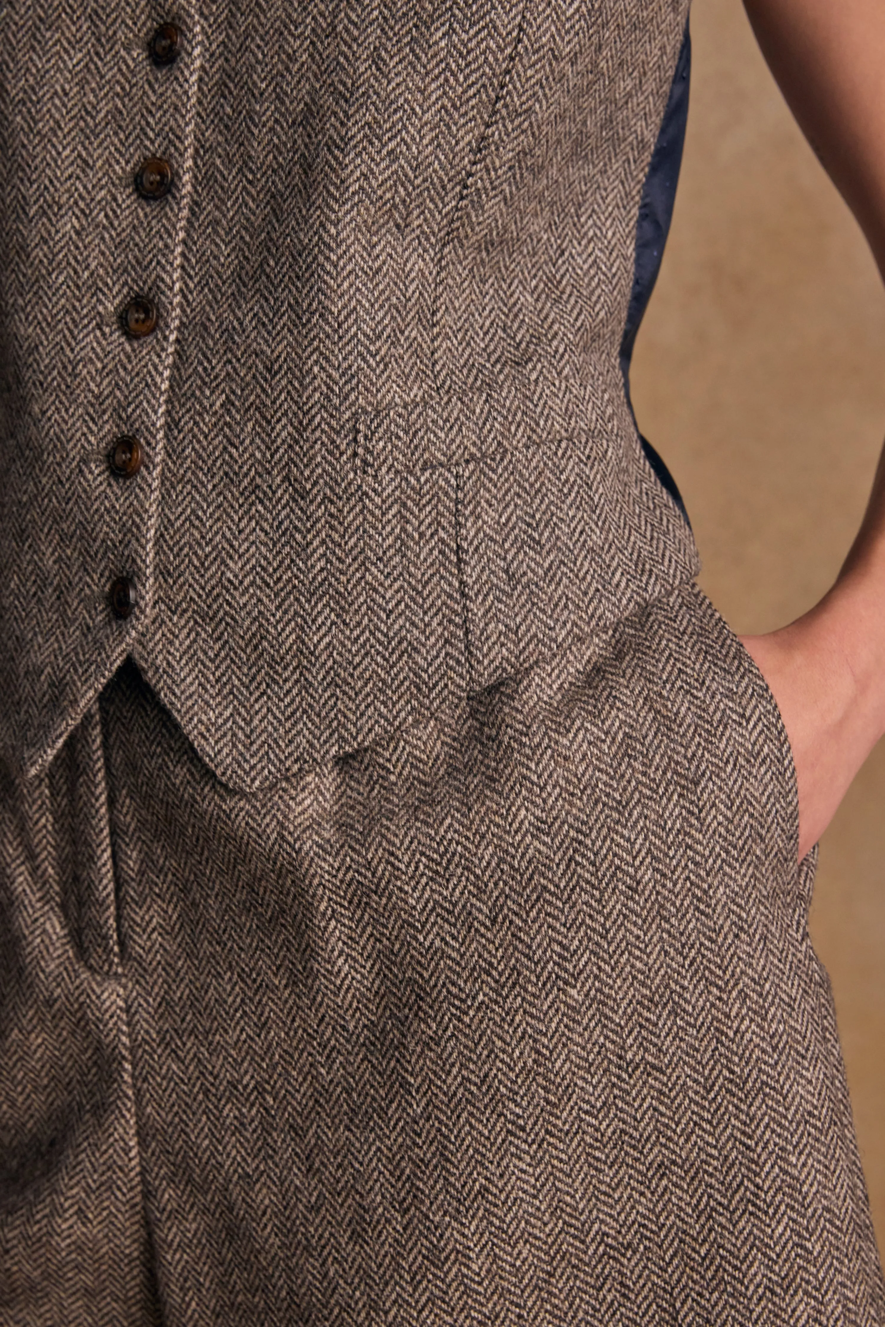 Jess Tweed Shorts - Light Tan Herringbone