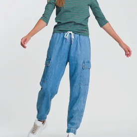 Lightweight Denim Jogger With Pockets in Light Denim