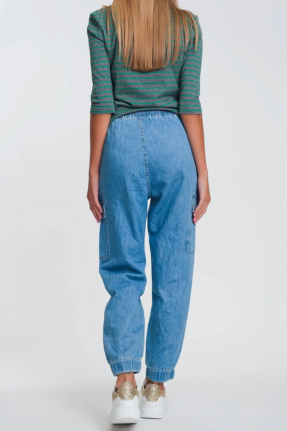 Lightweight Denim Jogger With Pockets in Light Denim