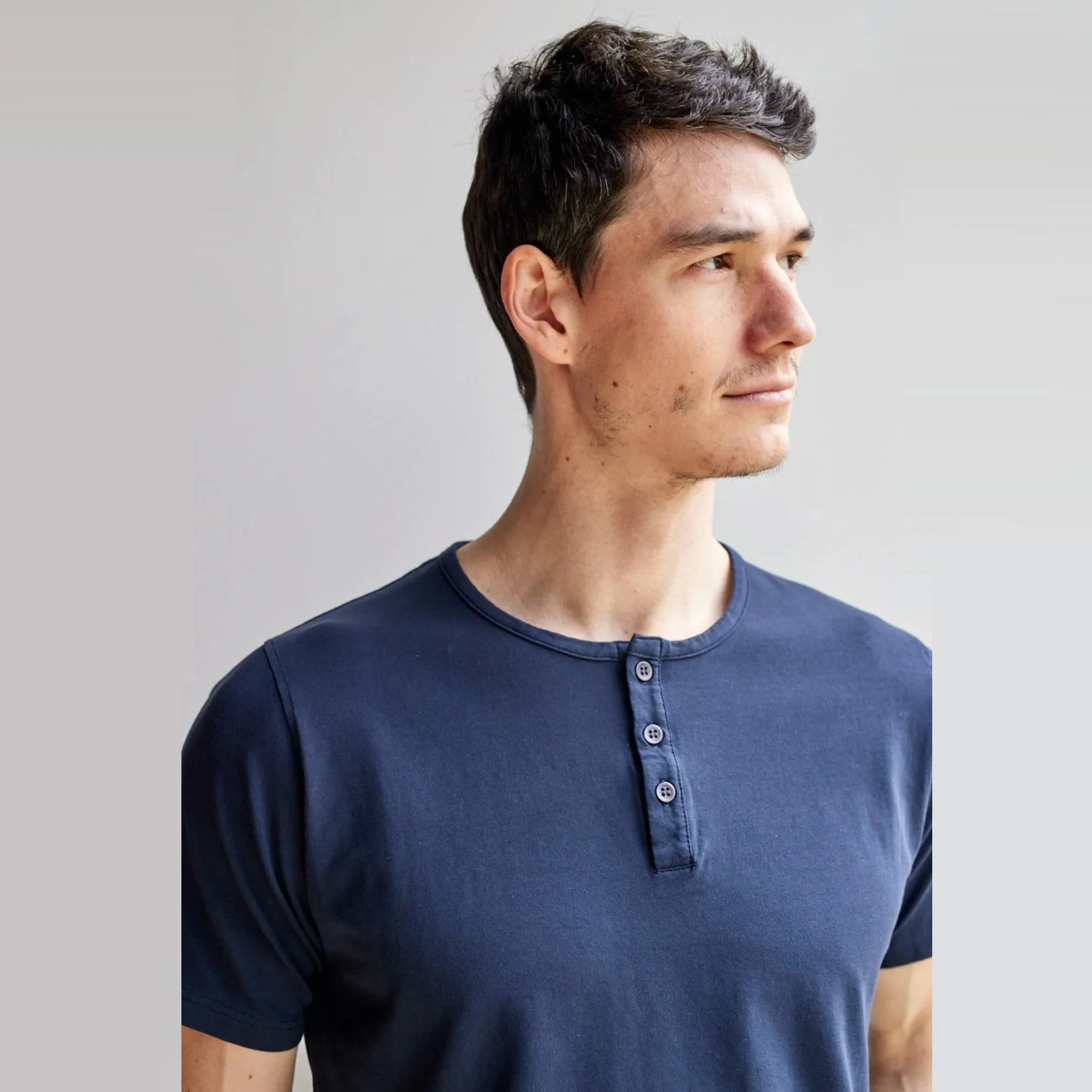 Short Sleeve Henley (Navy)