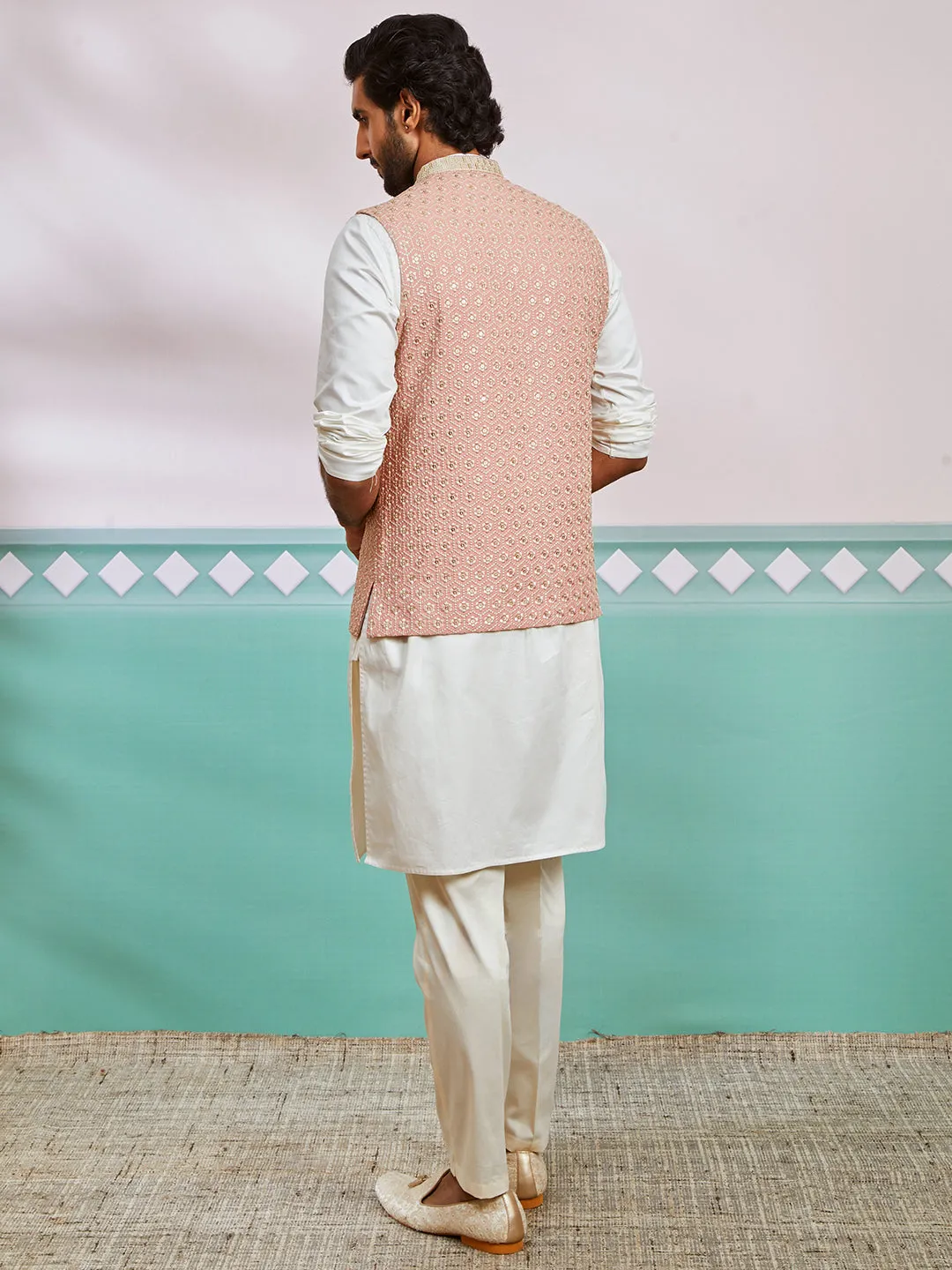 VASTRAMAY Men's Peach Fine Satin Nehru Jacket,Kurta And Pyjama Set.